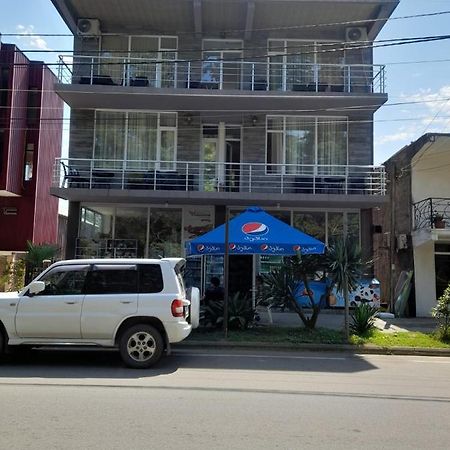 Str.Agmashenebeli 548 Hotel Kobuleti Luaran gambar