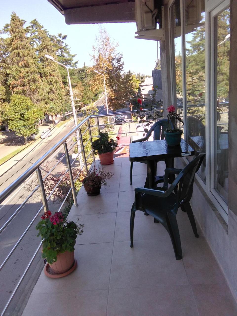 Str.Agmashenebeli 548 Hotel Kobuleti Luaran gambar