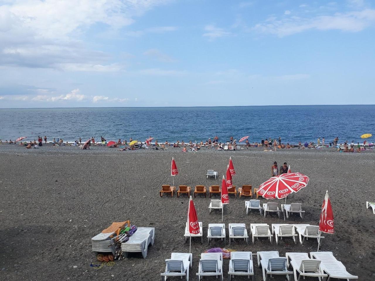 Str.Agmashenebeli 548 Hotel Kobuleti Luaran gambar